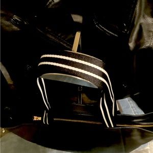 New Kate Spade tote bag with handles and shoulder straps, black NWT